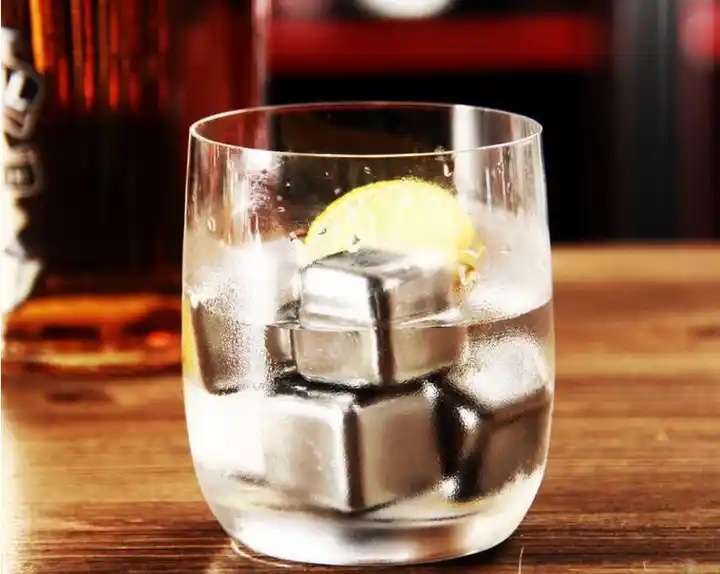Set of 4 with Tong Stainless Steel Bar Wisky Chiller Stones Ice Cube - Image 4